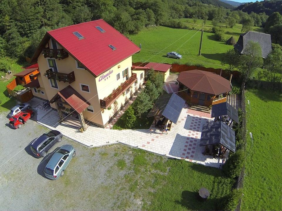 Pensiunea Claudia Scrind-Frăsinet Zewnętrze zdjęcie